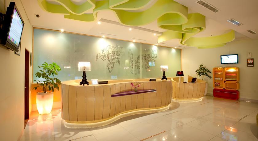 Ibis Styles Yogyakarta Exterior foto